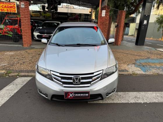 HONDA CITY 1.5 LX 16V FLEX 4P MANUAL HONDA CITY 1.5 LX 16V FLEX 4P MANUAL